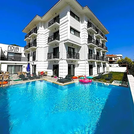 Nova Butik Cesme Ξενοδοχείο 4*