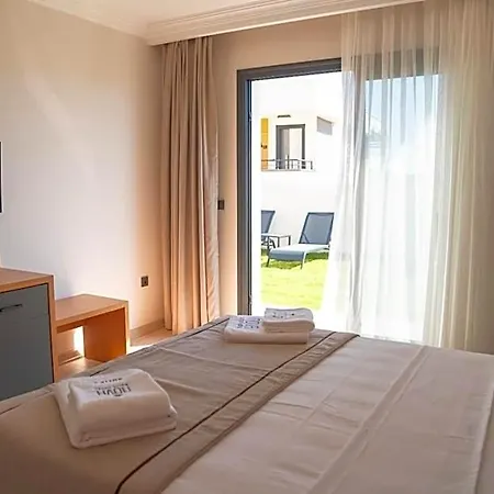 Nova Butik Cesme Ciftlikkoyu